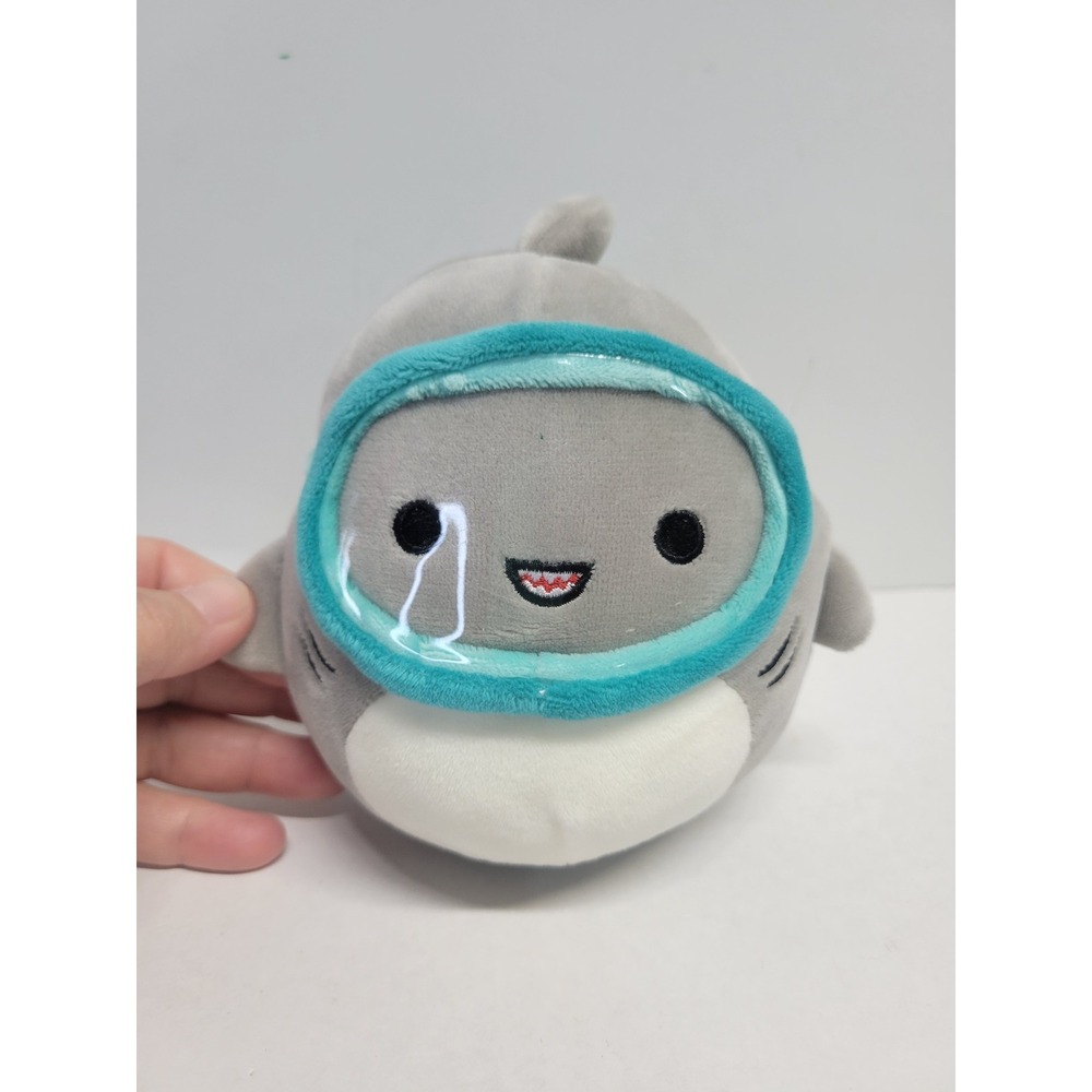 Squishmallows Gordon the Shark with Scuba Mask‎ 5 Inch Plush 2021 Summer Squad